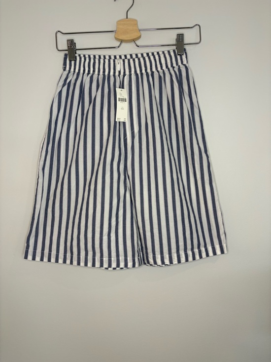 Anthropologie Pants - Anthropologie Blue and White Vertical Stripe Bermuda Shorts